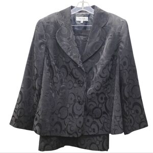 Suit Studio Black Embossed Textured Blazer/Skirt Suit